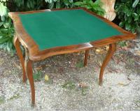 Table a jeux Louis XV ouverte.JPG